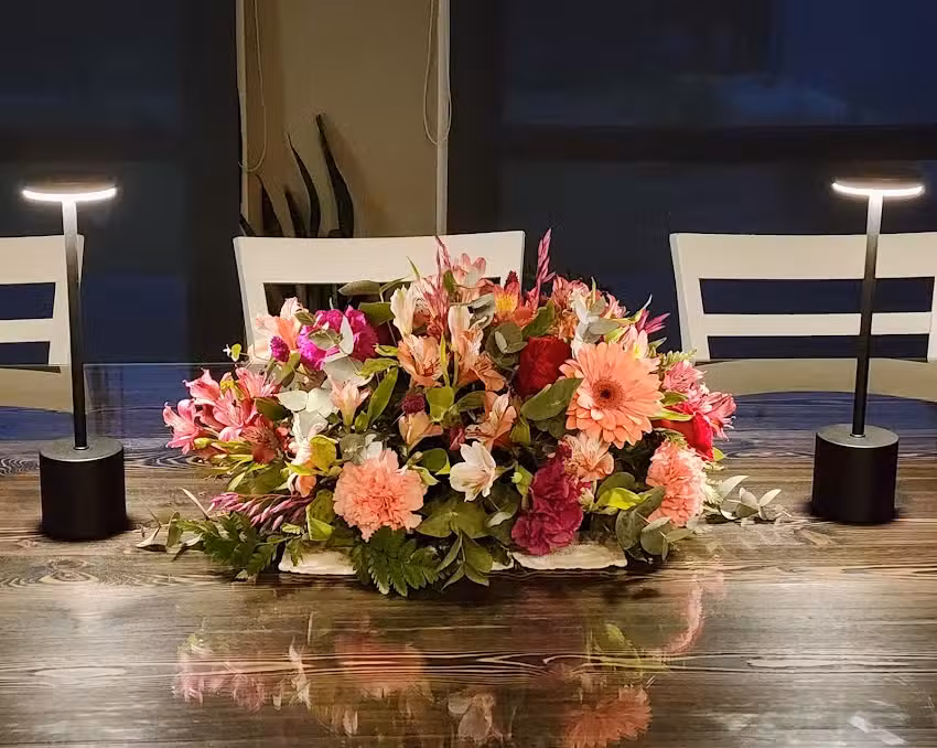 Mar&iacute;a Flowers. Florer&iacute;a