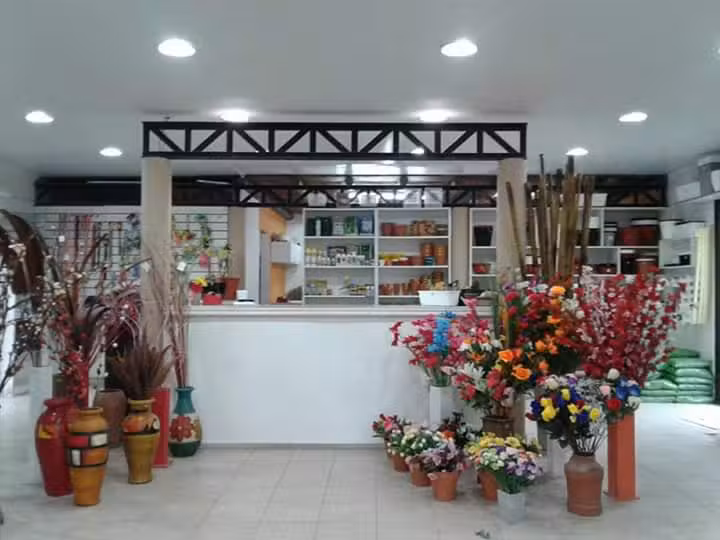 Vivero y Florer&iacute;a George Patu Granja